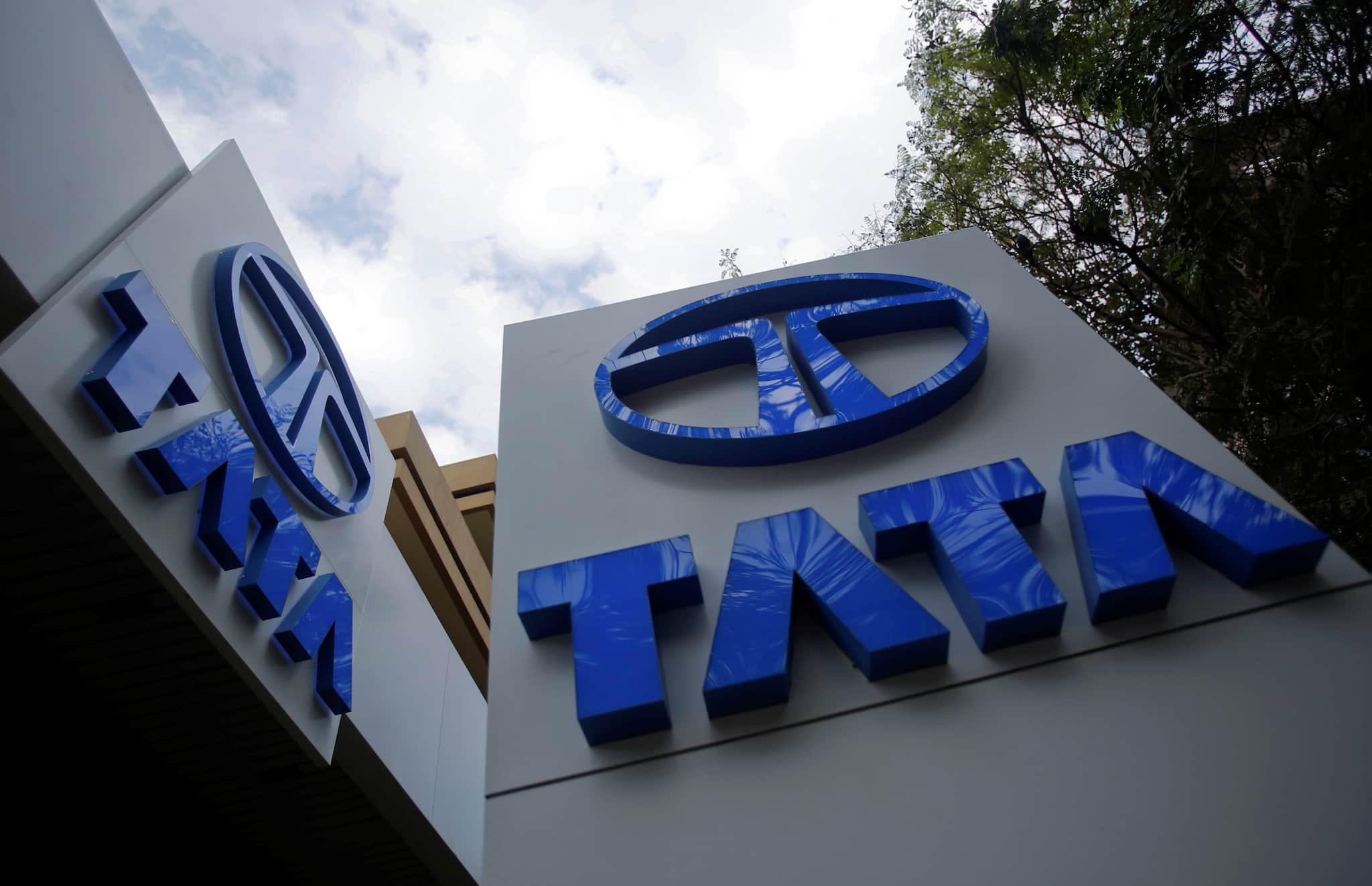 Tata Motors CV shares make solid market debut after demerger: What it means for shareholders?