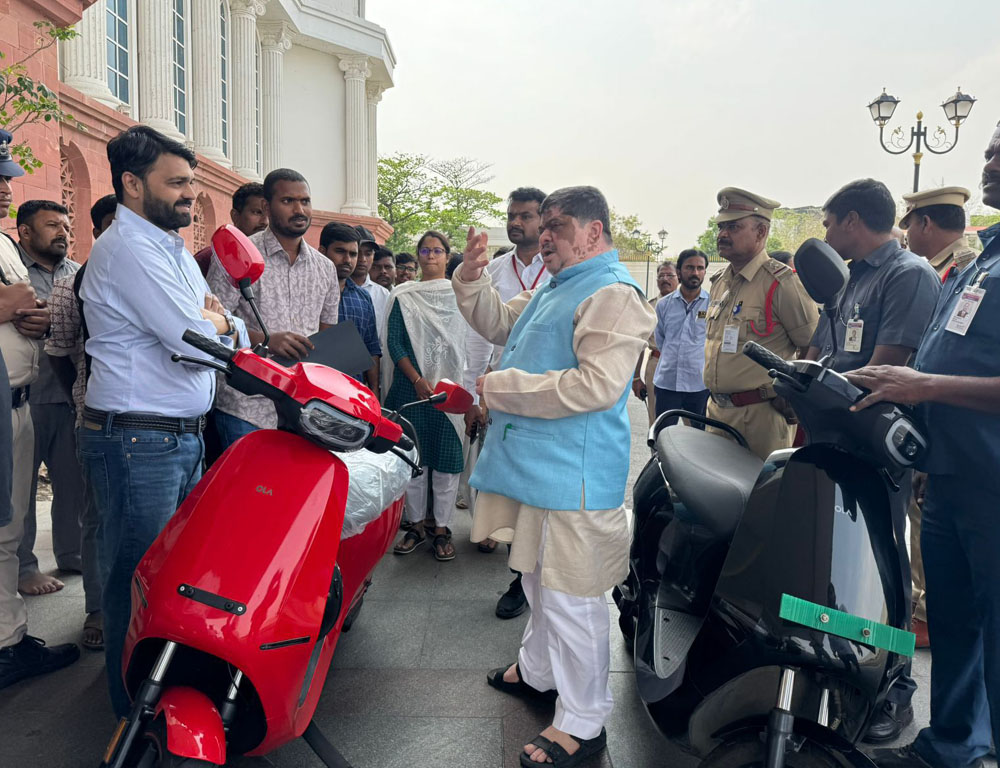 Telangana secures up to 20% EV discount for govt staff in first-of-its-kind move
