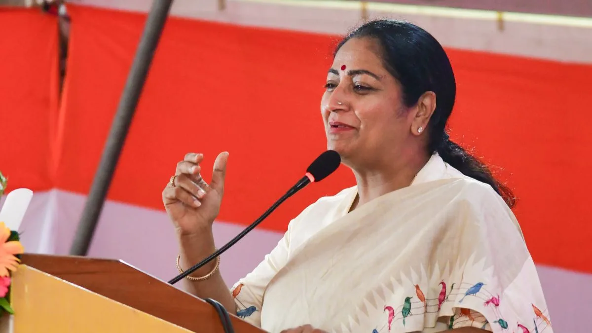 1,350 e-buses added to DTC in eight months: CM Rekha Gupta