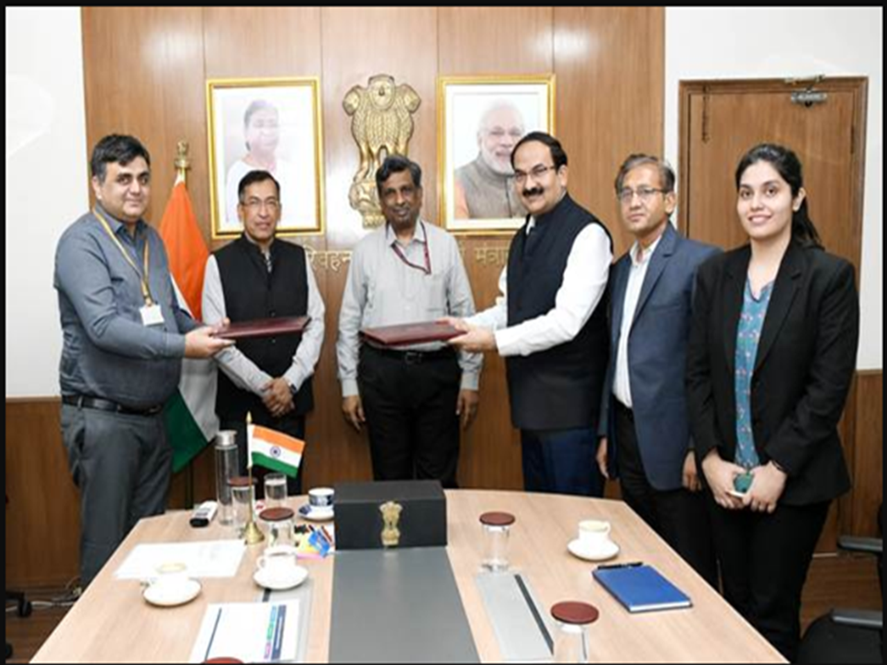 Ashok Leyland Signs First MoU for Electric Fleet Upgrade Scheme