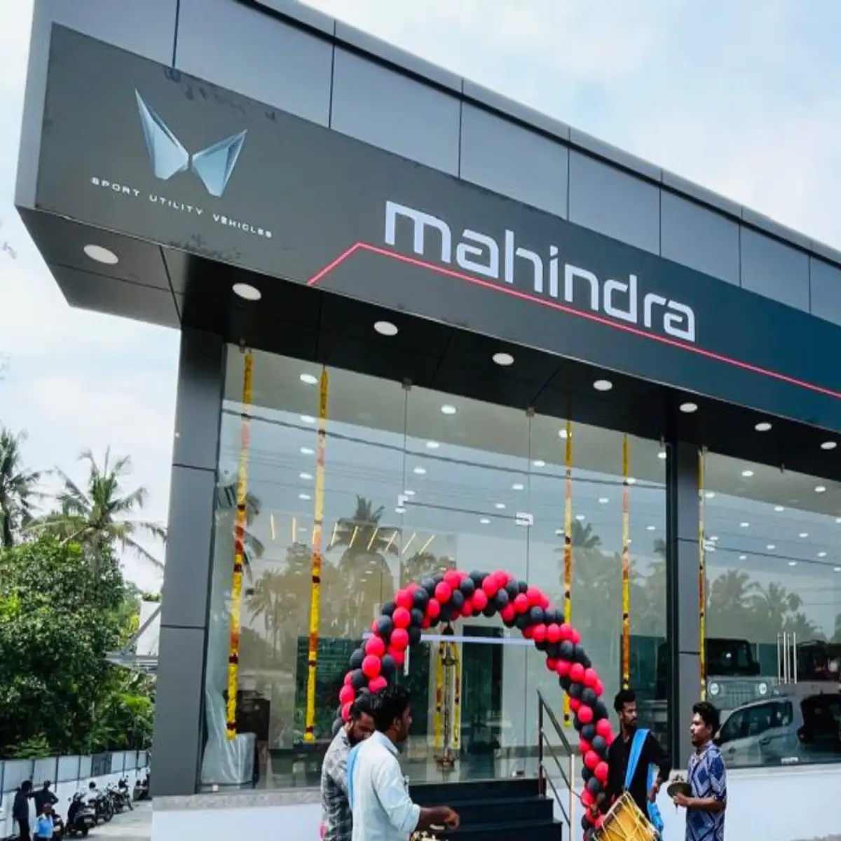 Mahindra & Mahindra sales increase 20 pc in May at 99,636 units