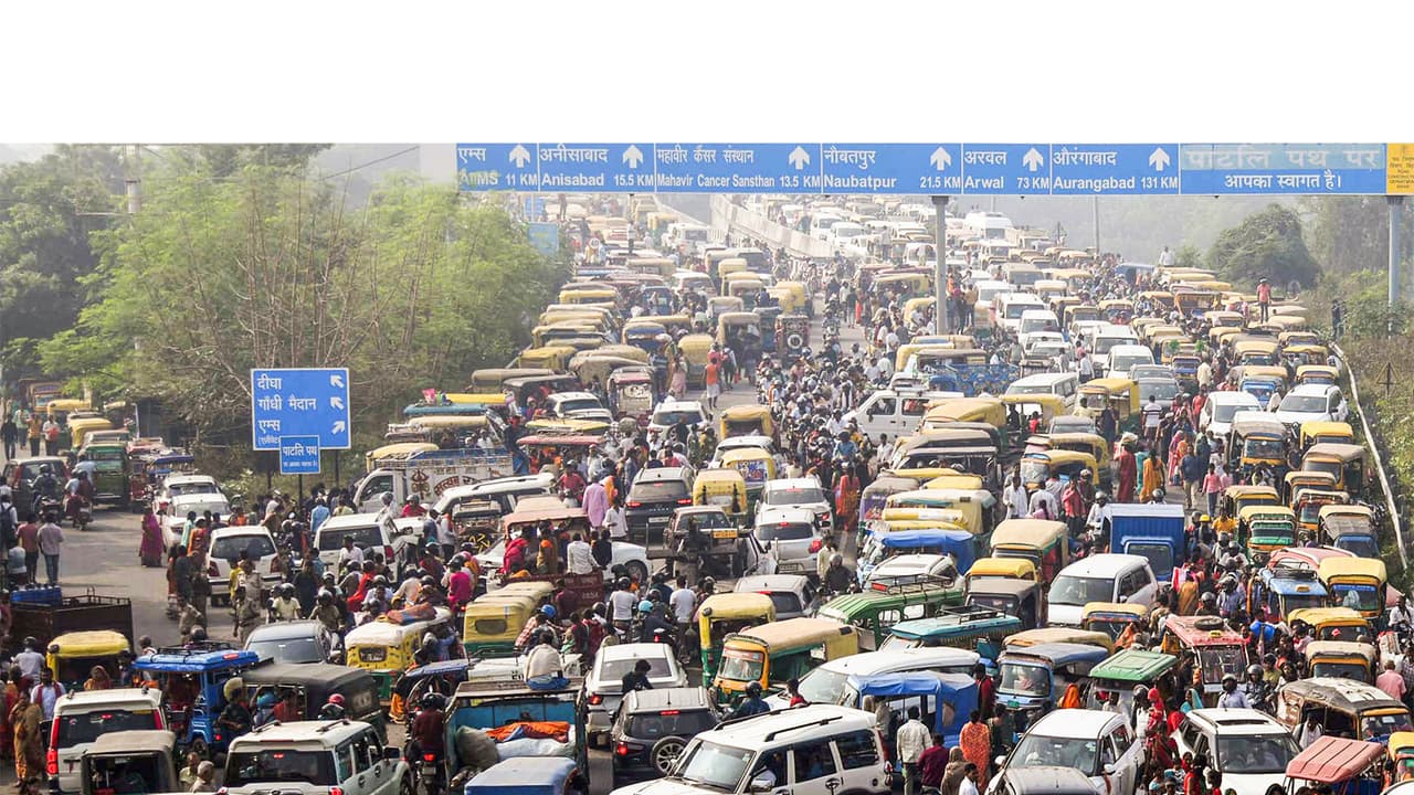 Auto dealers express confidence for June-August amid cautious optimism